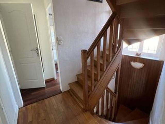 Maison 8 pièces 186 m²