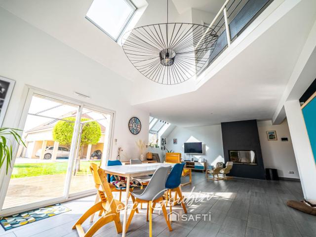 Maison 8 pièces 180 m²