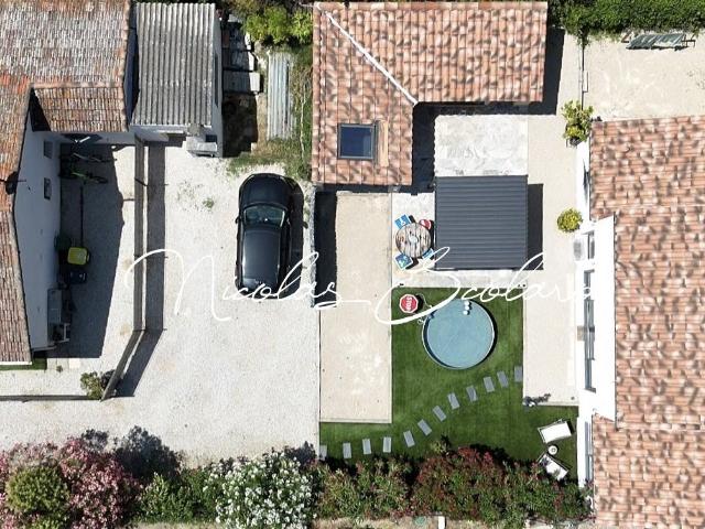 Maison 8 pièces 187 m²