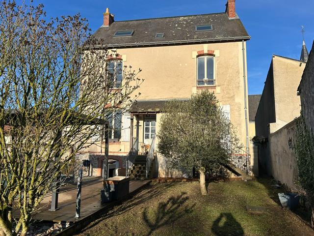 Maison 8 pièces 187 m²
