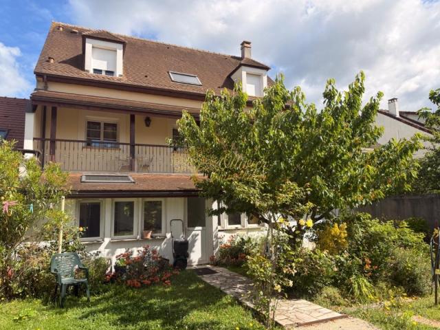 Maison 8 pièces 188 m²