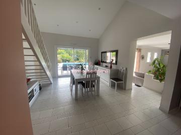 Maison 8 pièces 189 m²