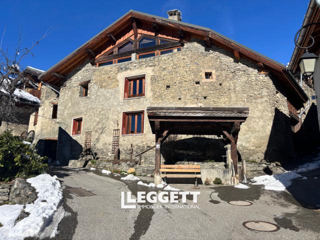 Maison 8 pièces 189 m²