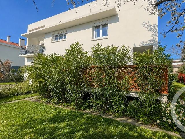 Maison 8 pièces 189 m²