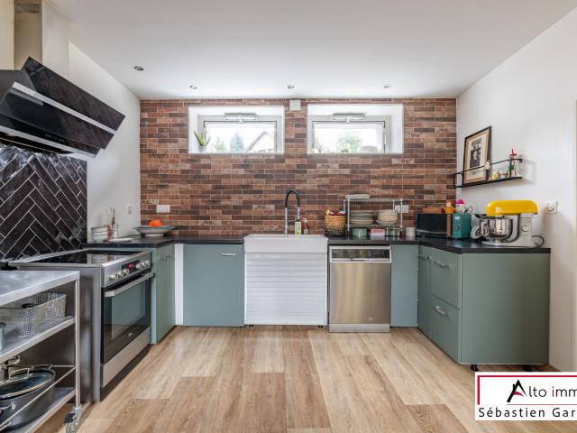 Maison 8 pièces 189 m²