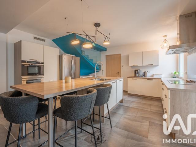 Maison 8 pièces 189 m²