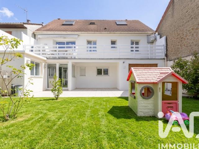 Maison 8 pièces 180 m²