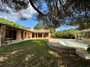 Maison 8 pièces 180 m²