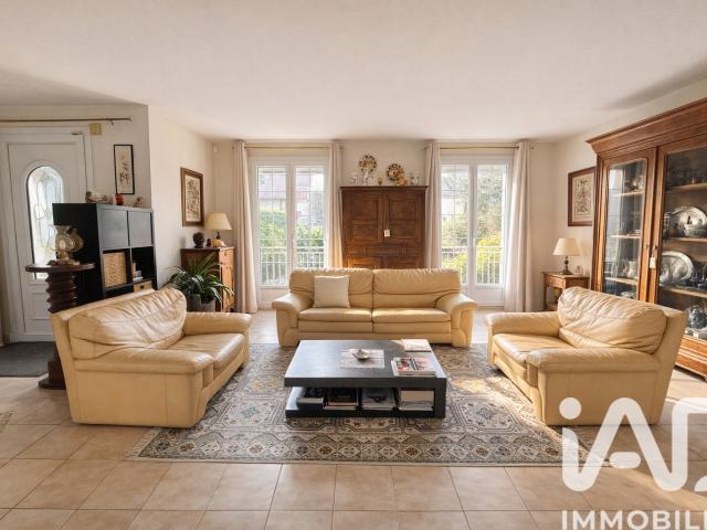 Maison 8 pièces 180 m²