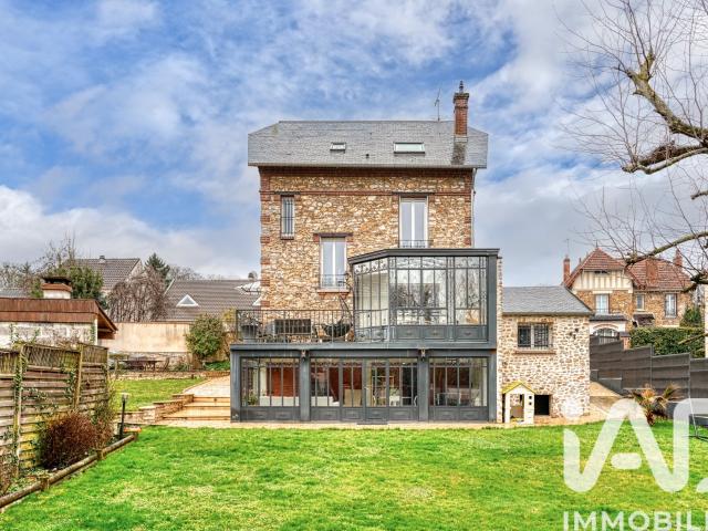 Maison 8 pièces 180 m²