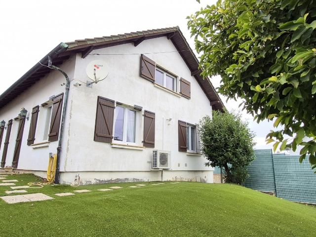 Maison 8 pièces 180 m²