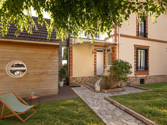 Maison 8 pièces 180 m²