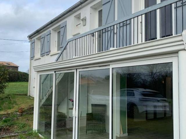 Maison 8 pièces 180 m²