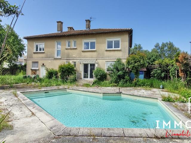 Maison 8 pièces 180 m²