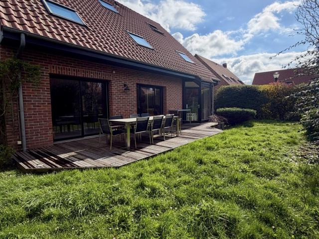 Maison 8 pièces 180 m²