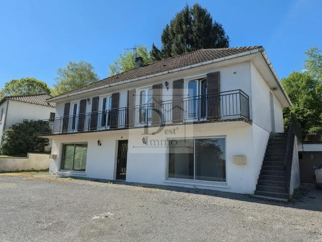 Maison 8 pièces 180 m²