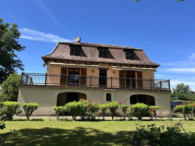 Maison 8 pièces 180 m²
