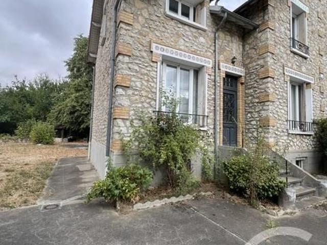 Maison 8 pièces 180 m²
