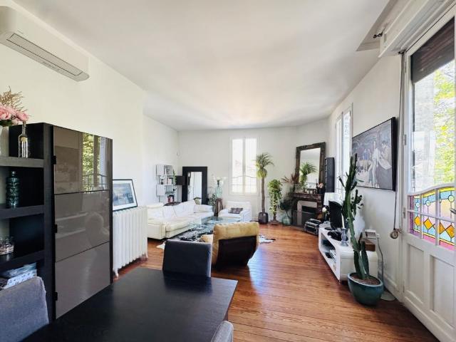 Maison 8 pièces 180 m²