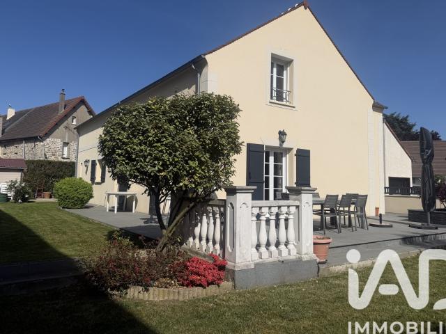 Maison 8 pièces 180 m²