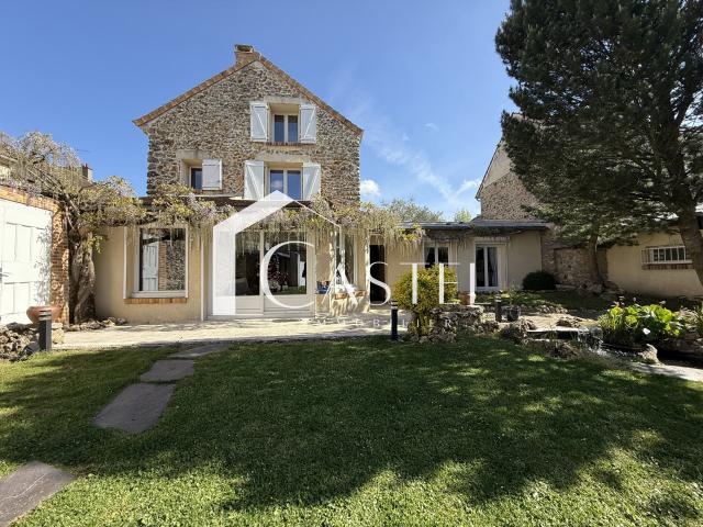 Maison 8 pièces 180 m²