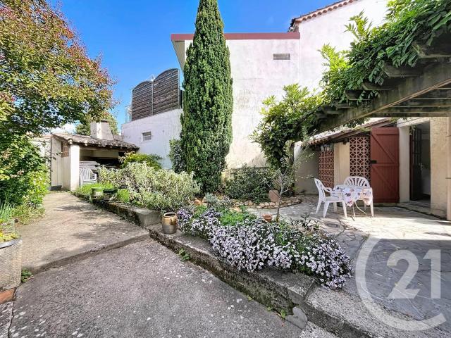 Maison 8 pièces 180 m²