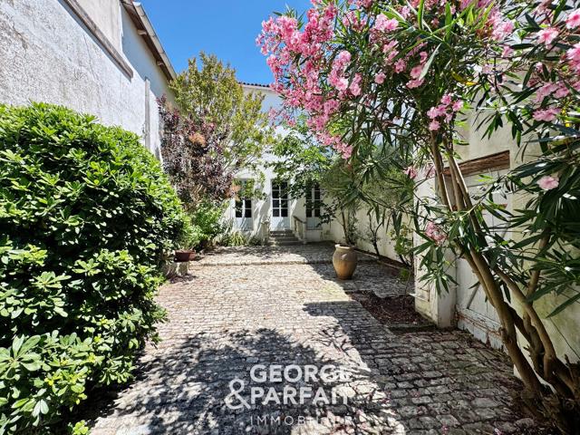 Maison 8 pièces 180 m²