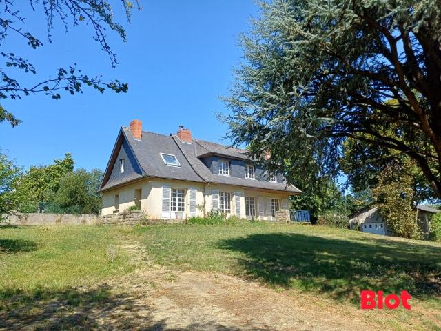 Maison 8 pièces 180 m²