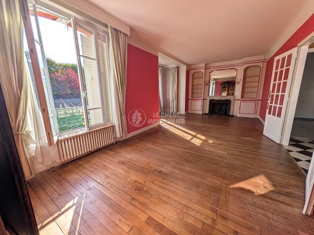 Maison 8 pièces 180 m²