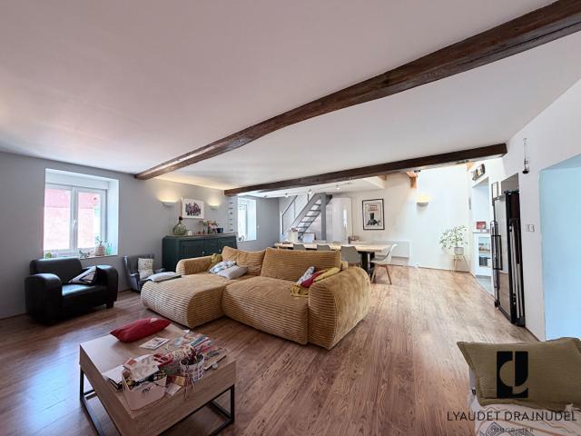 Maison 8 pièces 180 m²