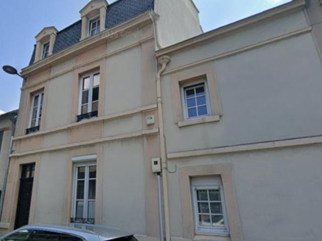 Maison 8 pièces 180 m²