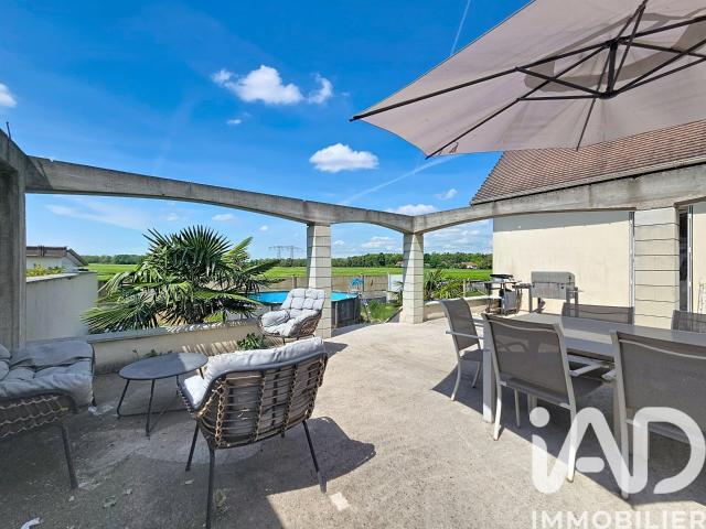 Maison 8 pièces 180 m²