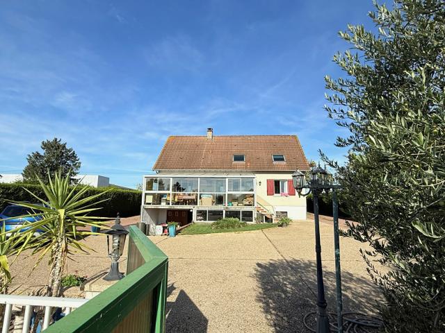Maison 8 pièces 180 m²