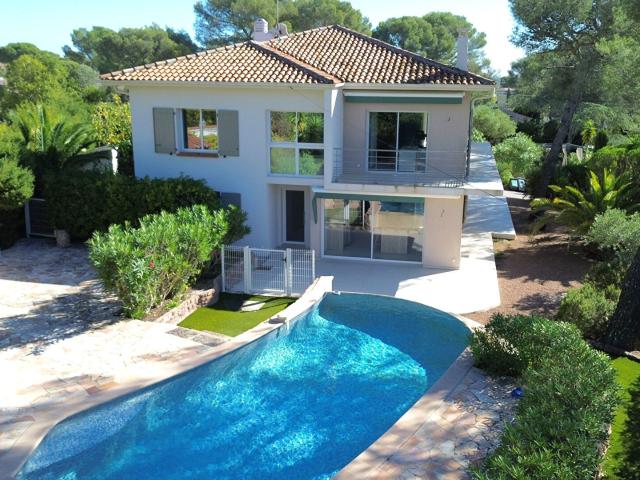 Maison 8 pièces 197 m²