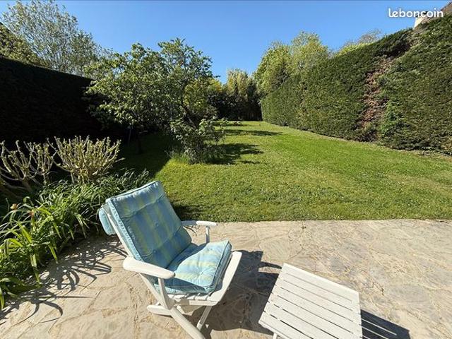 Maison 8 pièces 180 m²