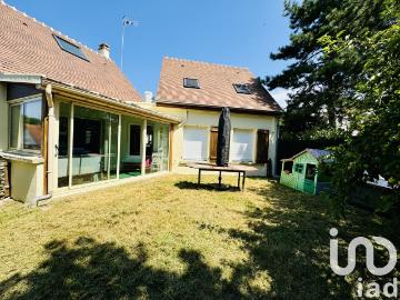 Maison 8 pièces 181 m²