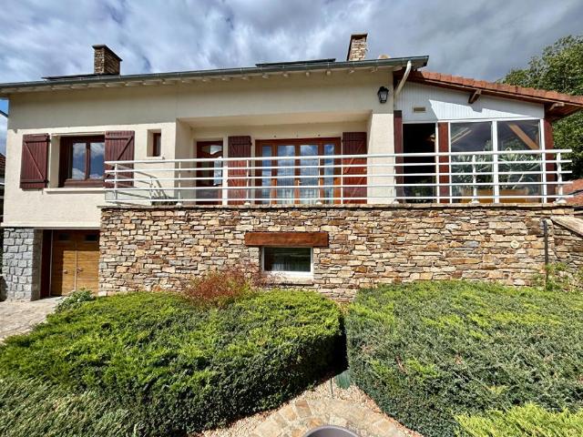 Maison 8 pièces 181 m²