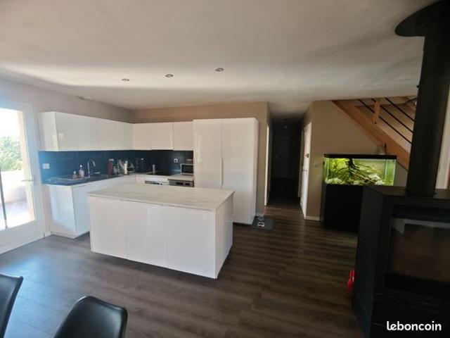 Maison 8 pièces 181 m²