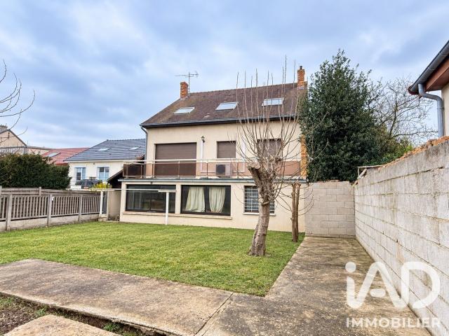 Maison 8 pièces 181 m²