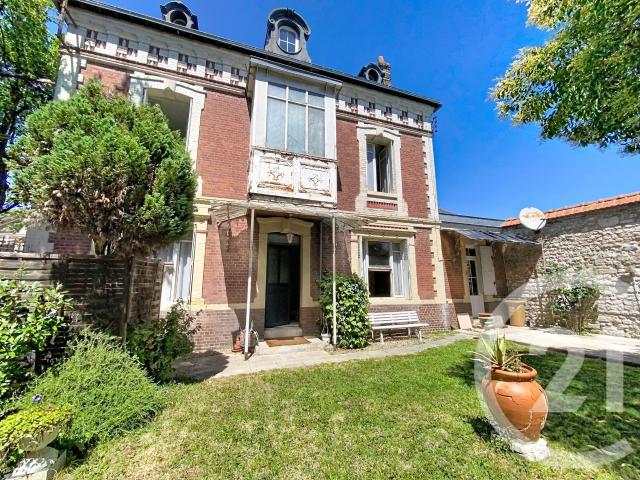 Maison 8 pièces 181 m²