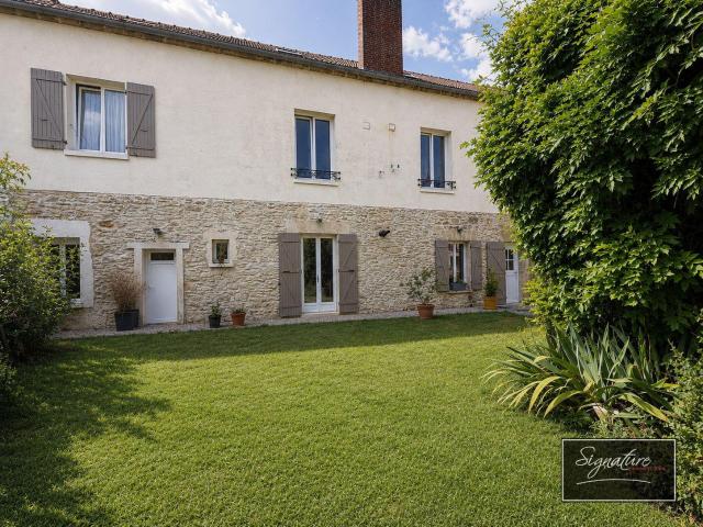 Maison 8 pièces 181 m²