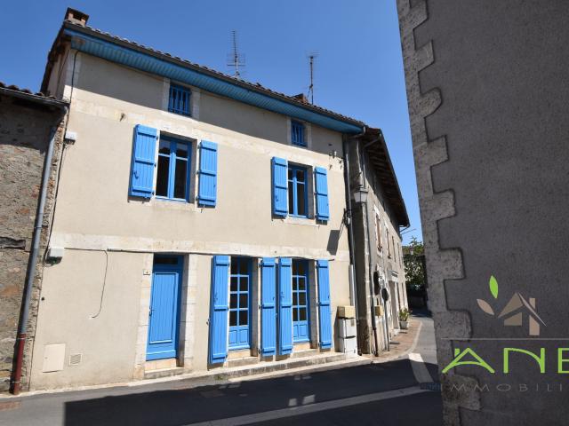 Maison 8 pièces 181 m²