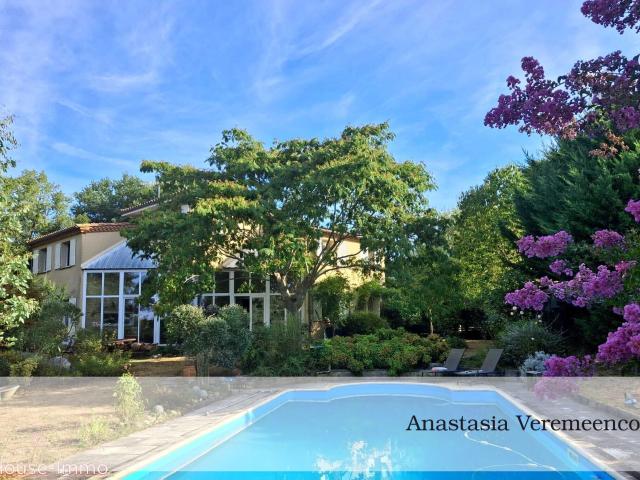 Maison 8 pièces 182 m²