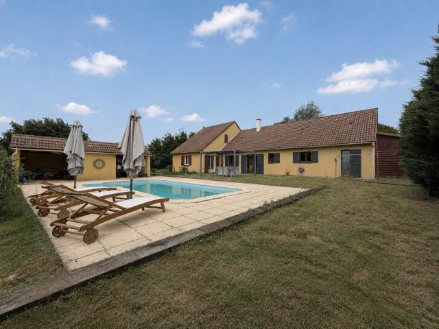 Maison 8 pièces 182 m²