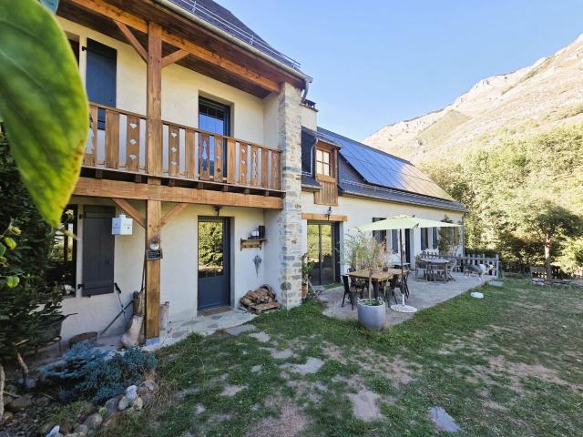 Maison 8 pièces 182 m²