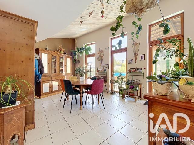 Maison 8 pièces 182 m²