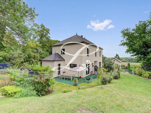Maison 8 pièces 182 m²