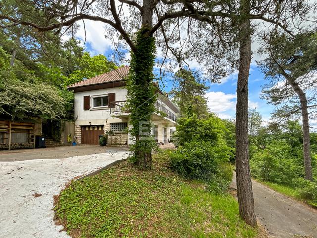 Maison 8 pièces 182 m²
