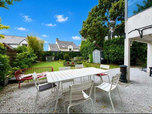Maison 8 pièces 182 m²