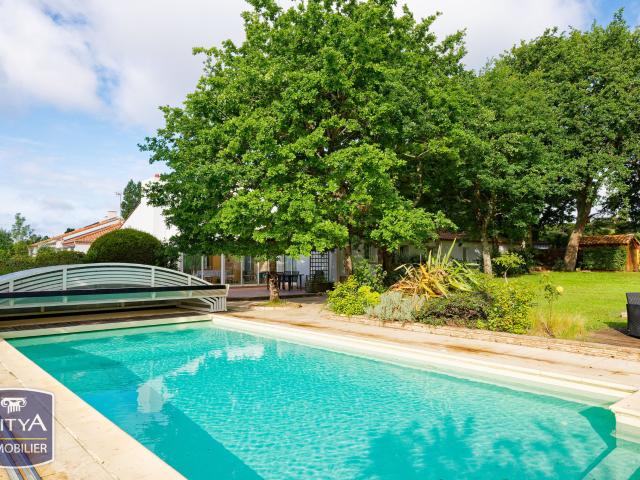Maison 8 pièces 182 m²